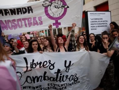 Τι είναι η «Αγέλη» κακοποιών που ξεσήκωσε μια ολόκληρη χώρα; (βίντεο)